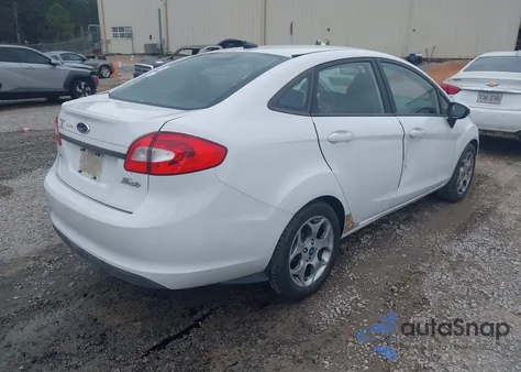 2011 Ford Fiesta Sel z USA, uszkodzony, nr VIN 3FADP4CJ7BM212926